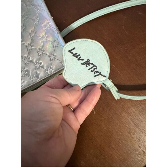 Betsey Johnson iridescent crossbody bag - Picture 5 of 8